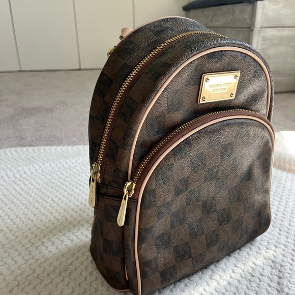 Michael Kors - Checkered backpack - Picture 2 of 10